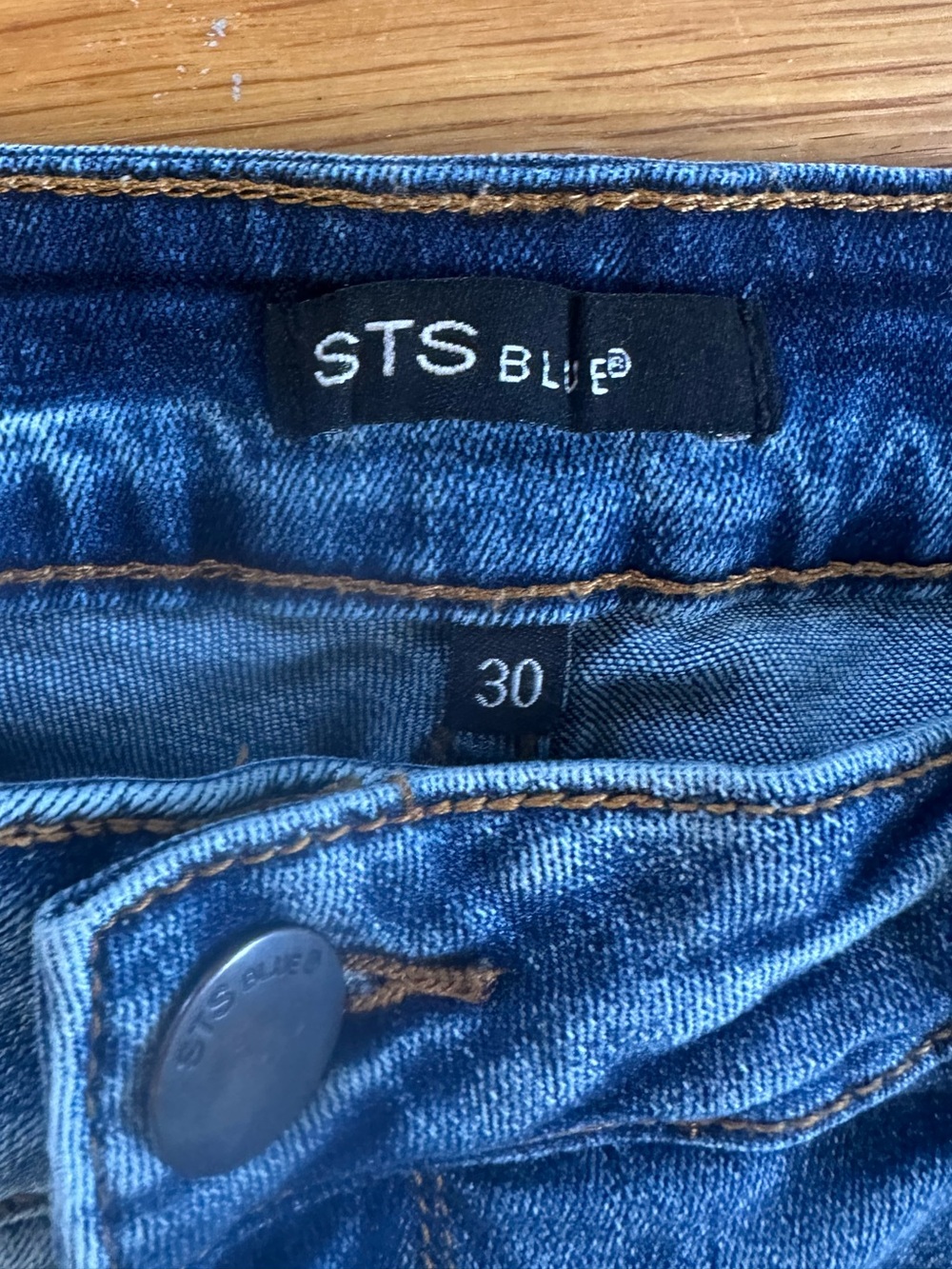 STS Blue Distressed Denim Cutoff Shorts Raw Hem Mid Rise 30 - Picture 3 of 3